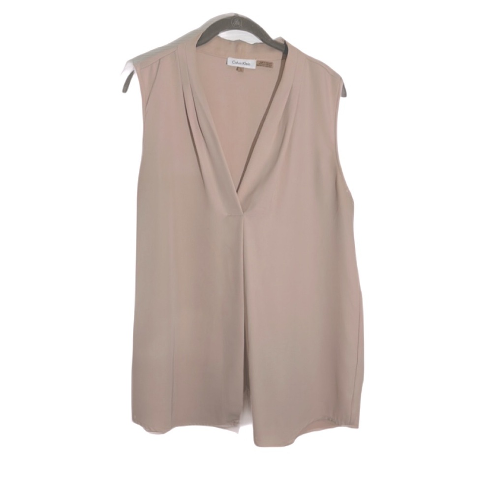 Calvin Klein Women's Sleeveless Blouse with Inverted Pleat  - 743